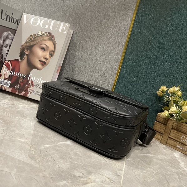 ルイヴィトンバッグ内部構造